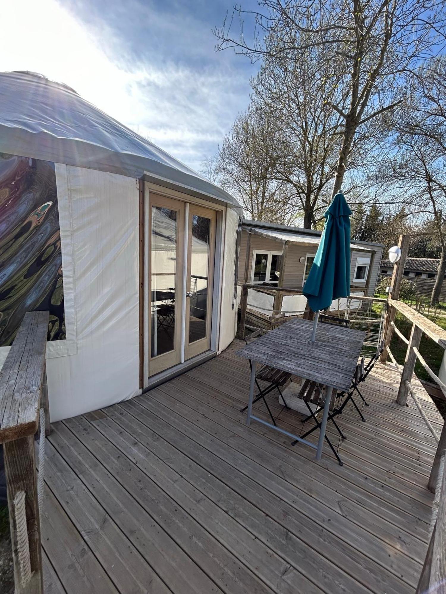 Camping Le Pre Saint-Andre Souvignargues Exterior photo